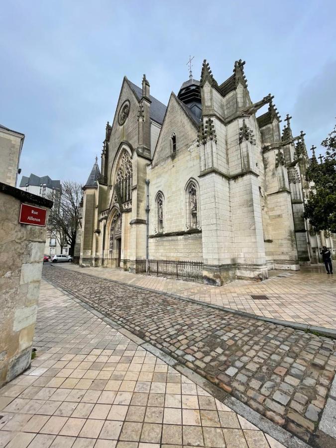 Apartmán Le Chambord Beautiful Half-Timbered House With Terrace Tours Exteriér fotografie