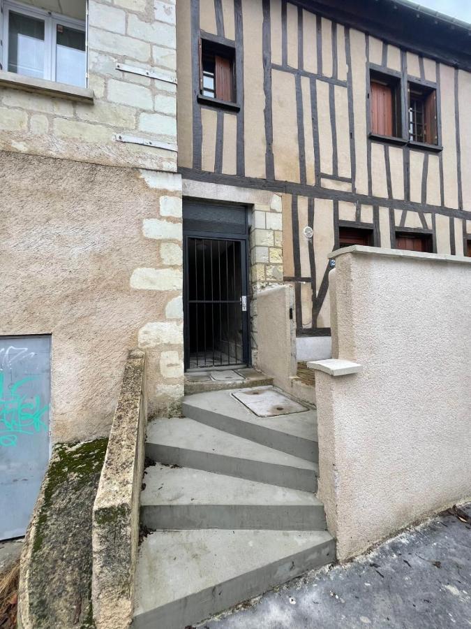 Apartmán Le Chambord Beautiful Half-Timbered House With Terrace Tours Exteriér fotografie